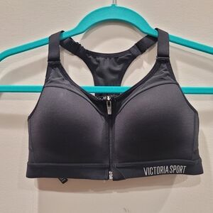 Victoria's Secret Black Lightweight Max Front-Closure Sports Bra - Sz 34A US